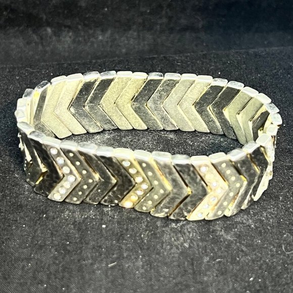 Premier Designs Heavy Silver Tone & Rhinestone Zig Zag Stretch Bracelet (3789) - Picture 6 of 7